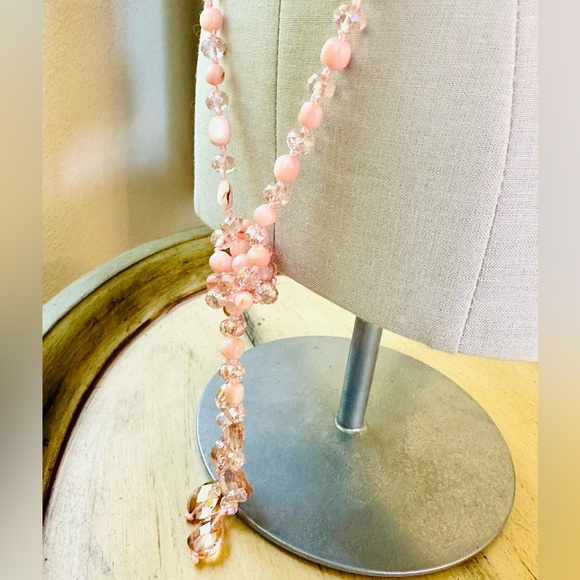 Vintage Crystal Pink Necklace - Picture 11 of 16
